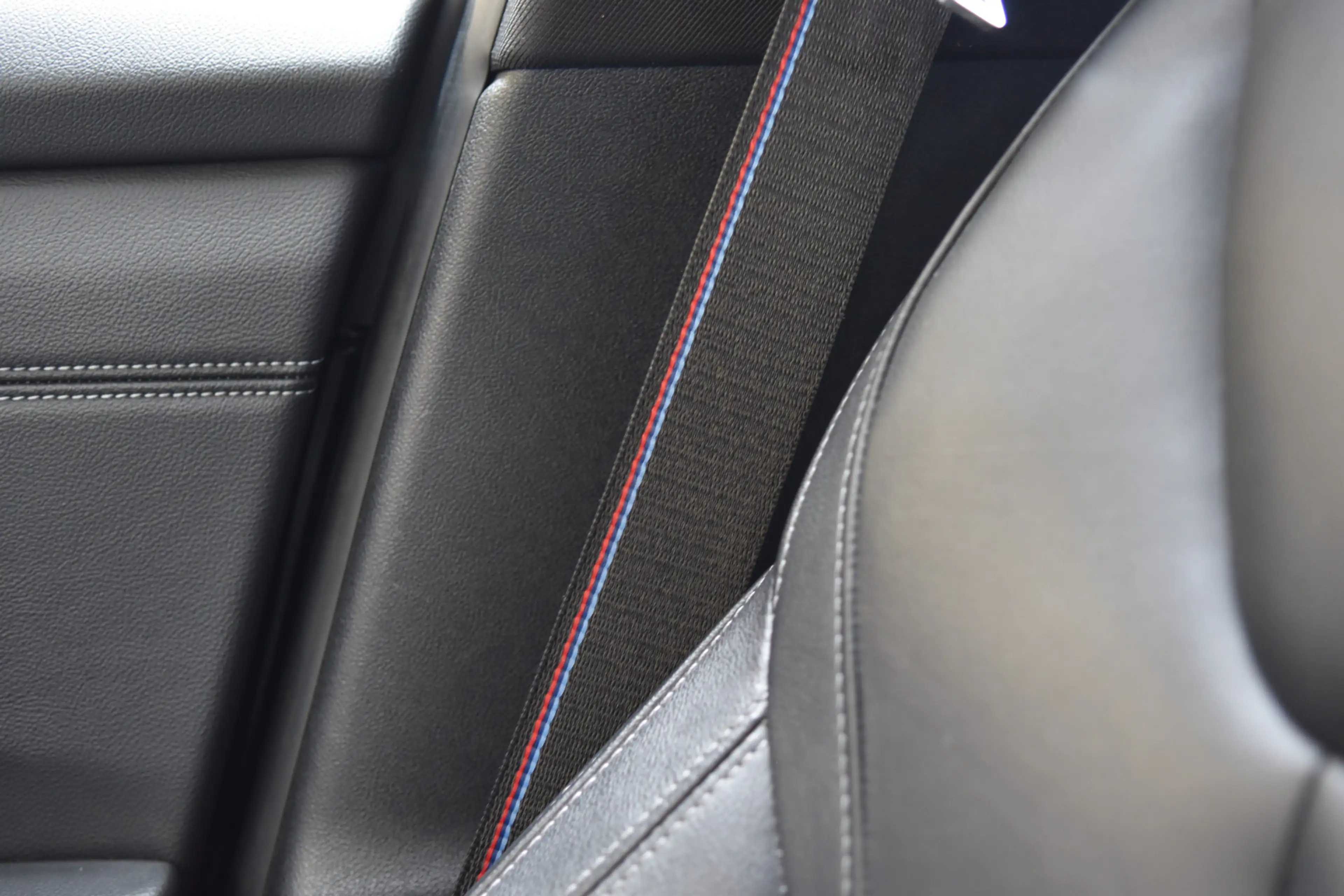 BMW 330 3-serie Touring 330i High Exe * M-Sport * Panorama — photo 37