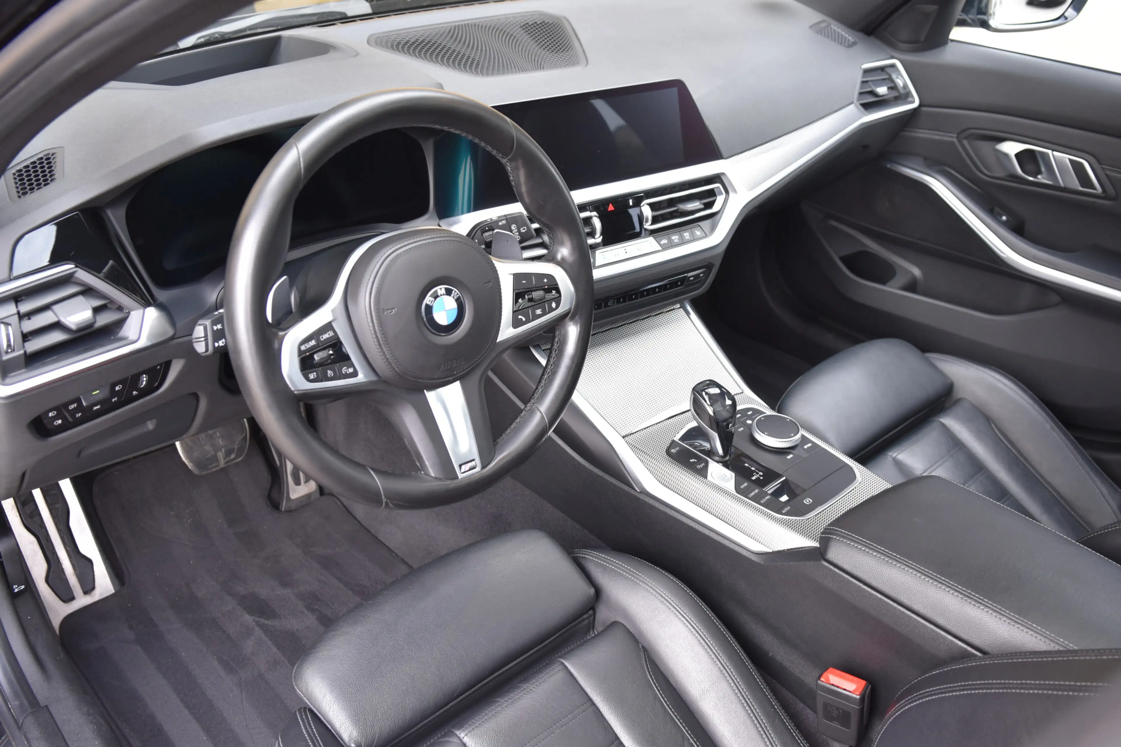 BMW 330 3-serie Touring 330i High Exe * M-Sport * Panorama — photo 10