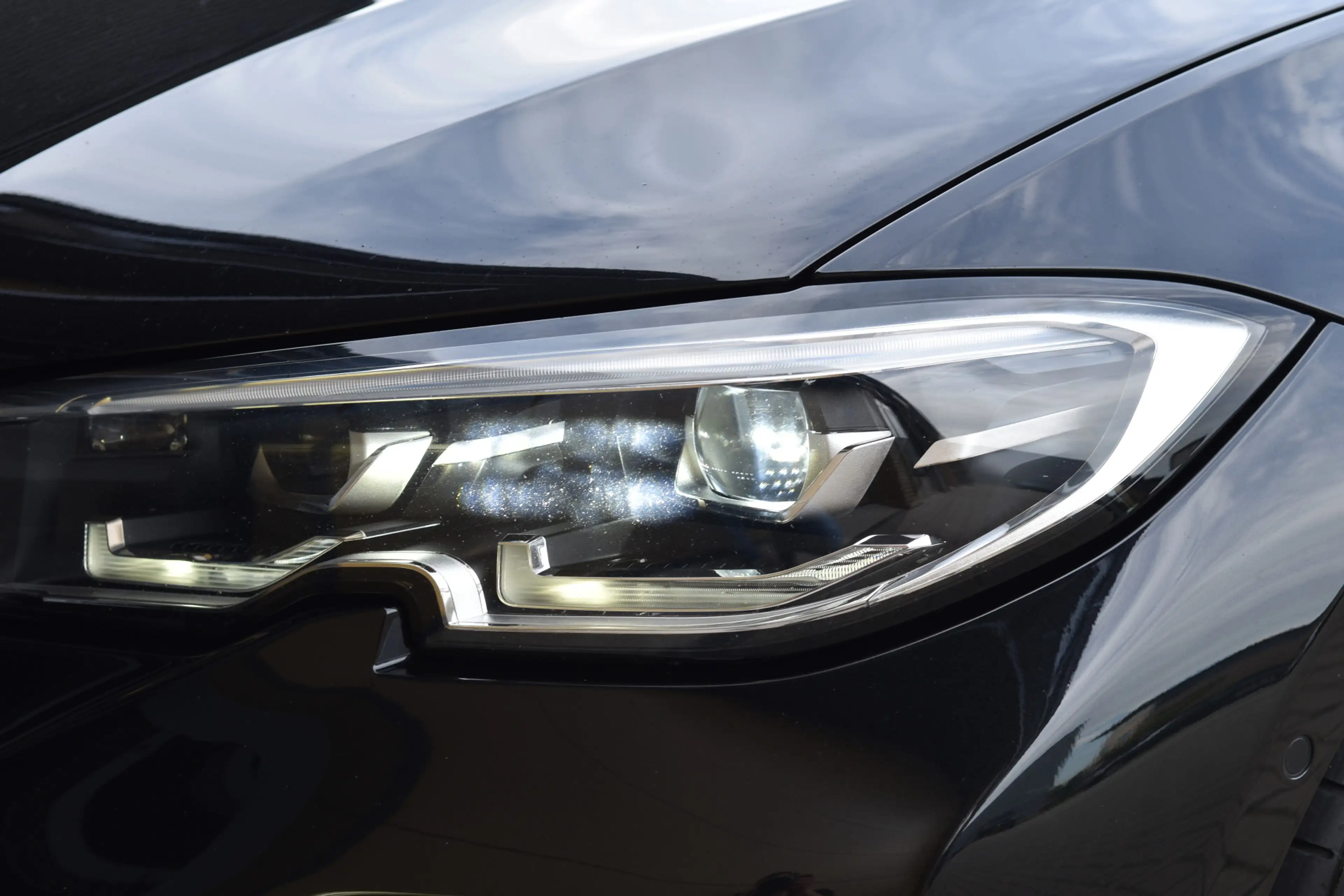 BMW 330 3-serie Touring 330i High Exe * M-Sport * Panorama — photo 36