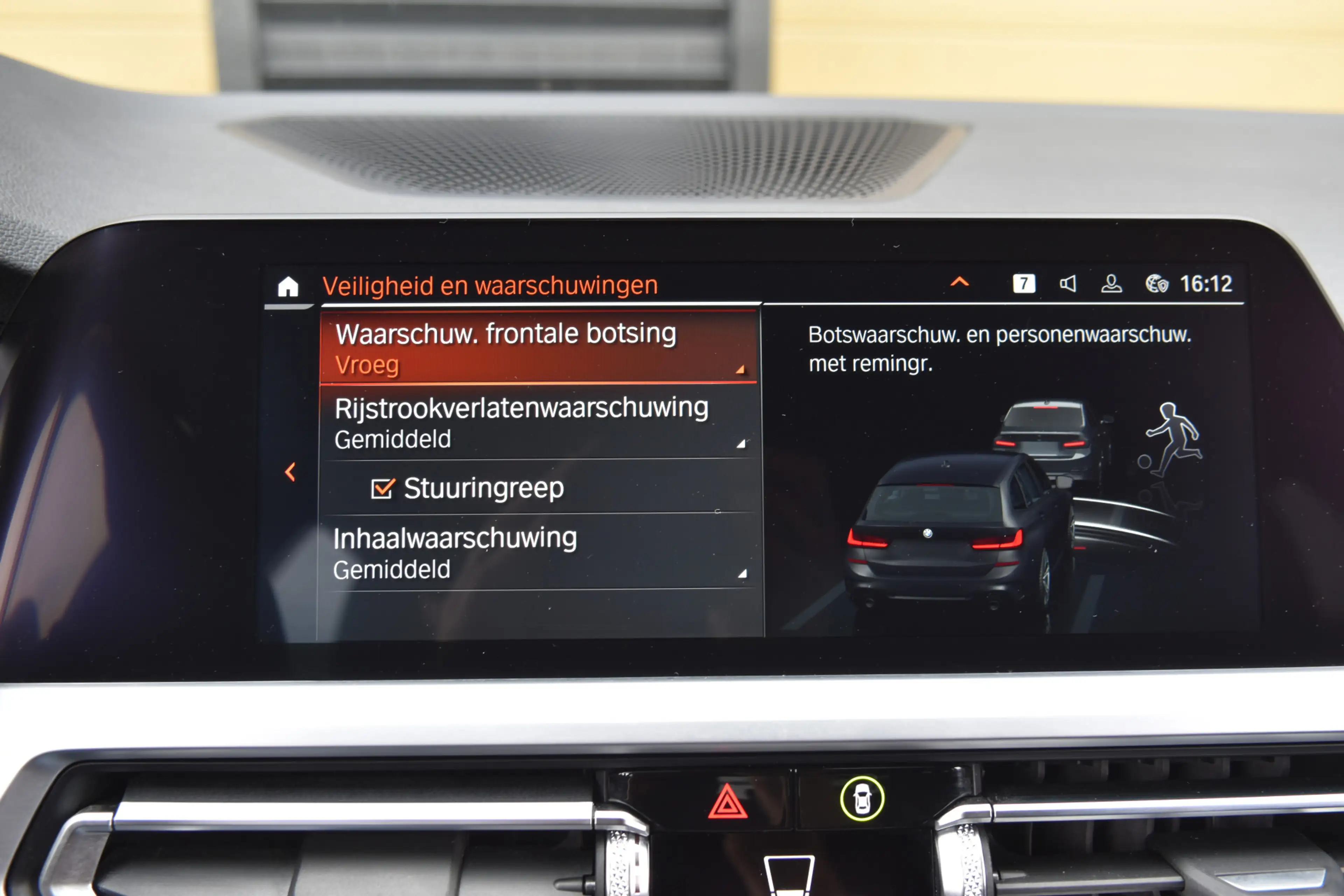 BMW 330 3-serie Touring 330i High Exe * M-Sport * Panorama — photo 27