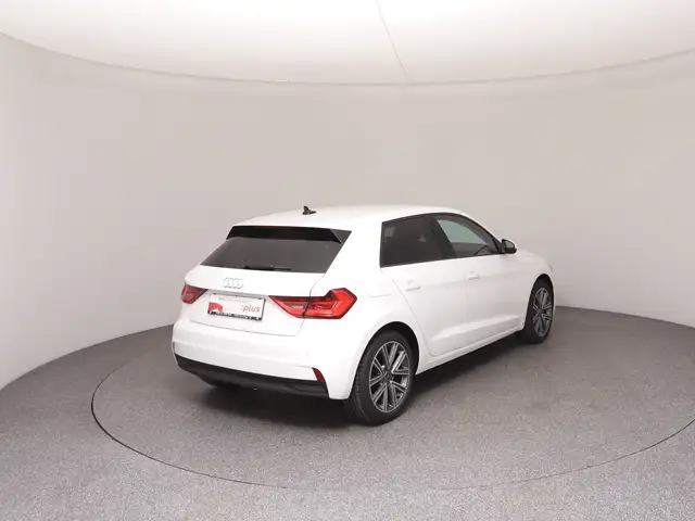 Audi A1 view 4
