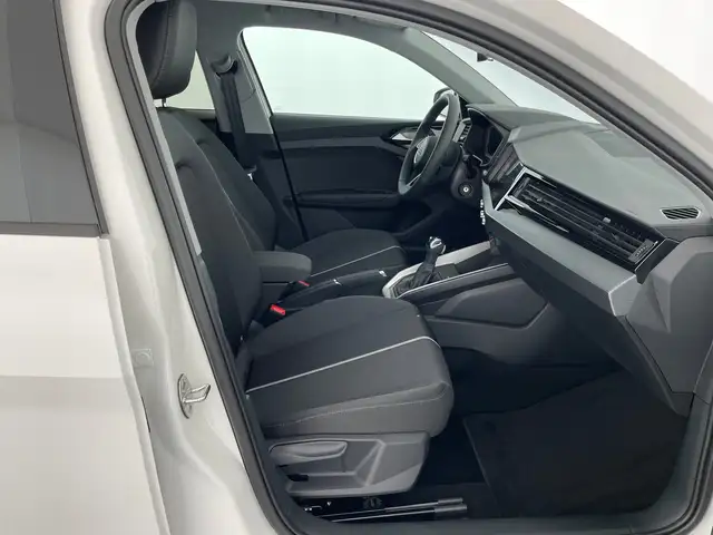 Audi A1 view 10