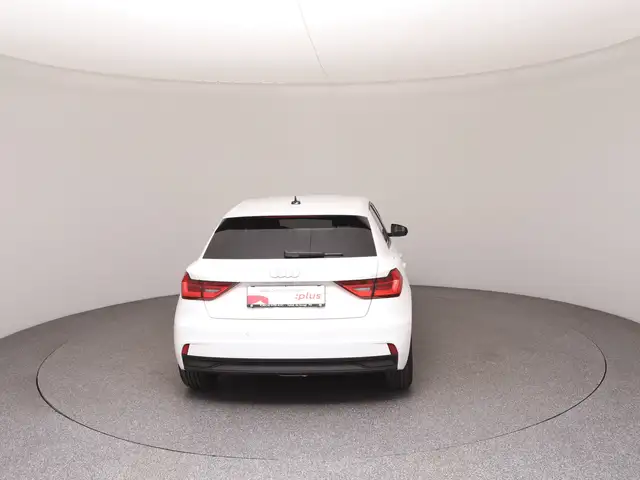 Audi A1 view 6