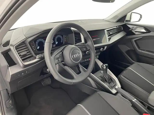 Audi A1 view 8