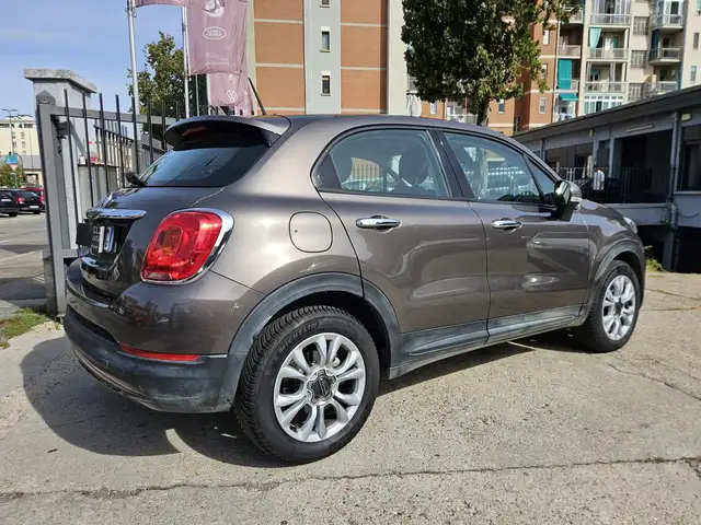Fiat 500X view 4