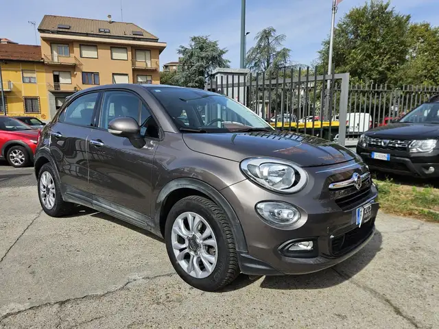 Fiat 500X view 3