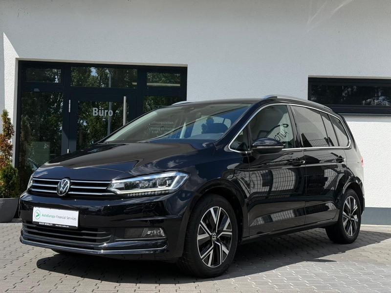 Volkswagen Touran Highline 2.0TDI DSG ACC+LED+NAVI+VIRT+SHZ