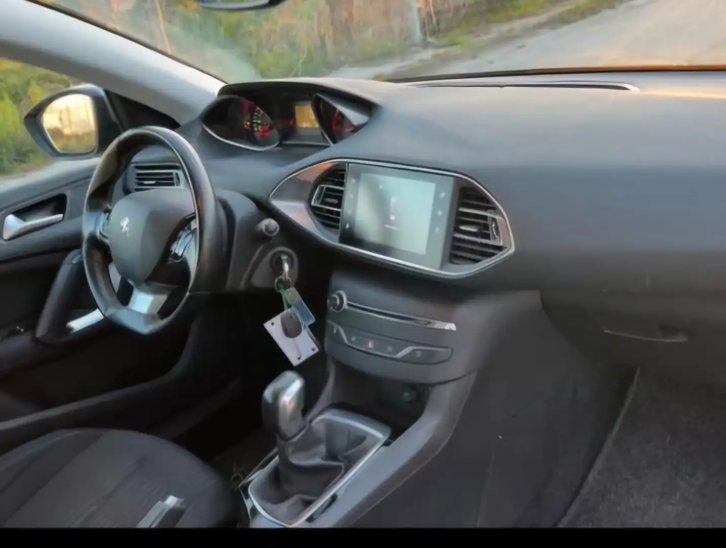 Peugeot 308 SW 1.6 bluehdi Business s&s 120cv eat6 - 2