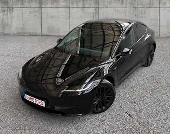 RWD | Premium versie | Getinte ruiten | LFP | HW4 | Triple Black | GERESERVEERD