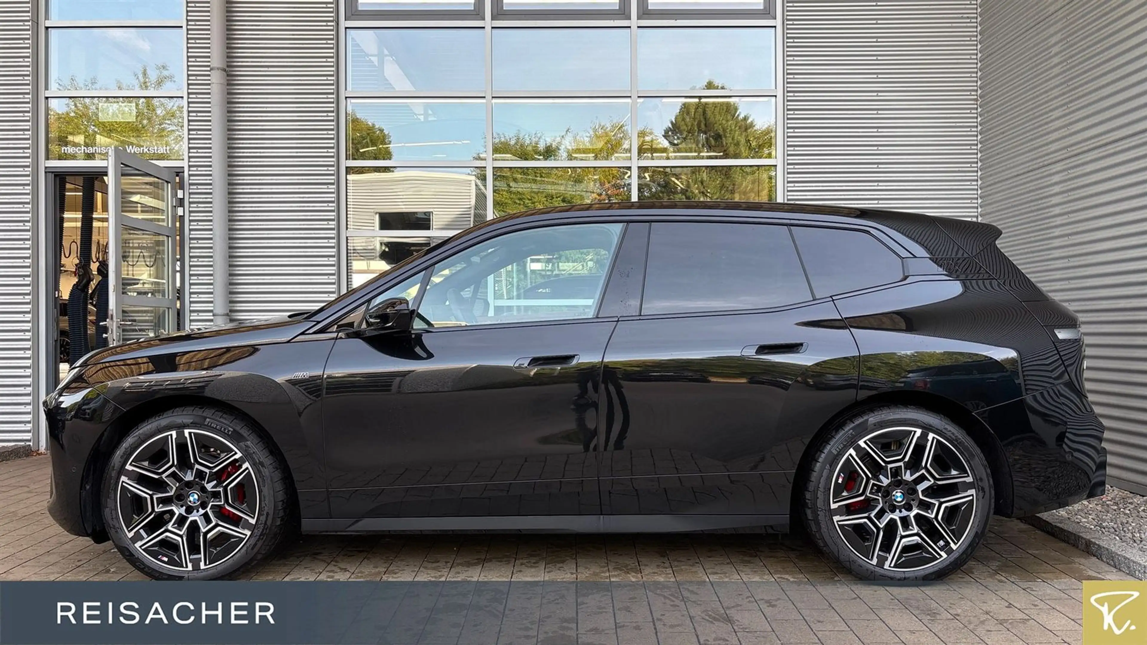 BMW iX A M70 xDrive SkyLou,AHK,DAProf,Leder,Autom — photo 8