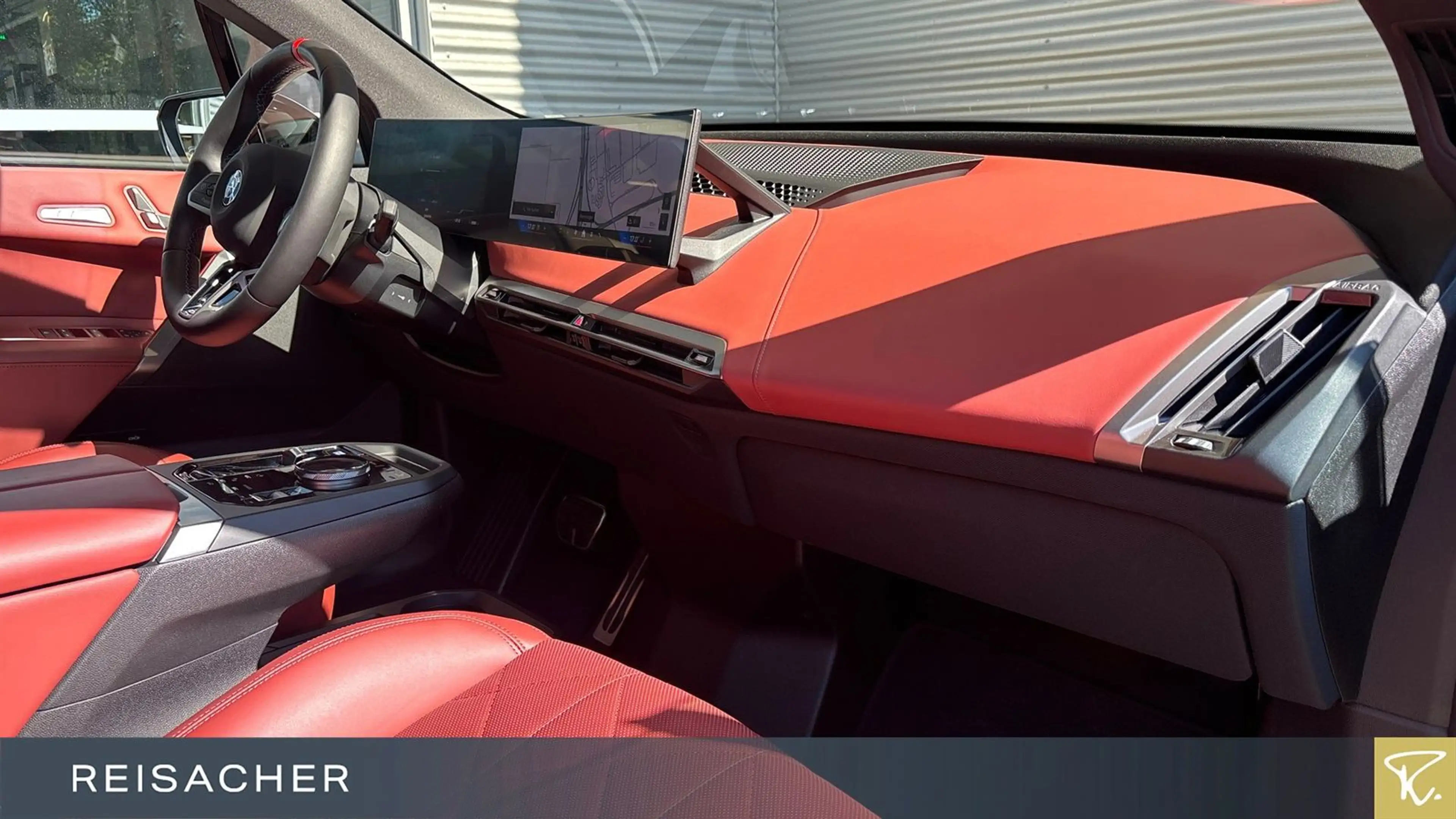 BMW iX A M70 xDrive SkyLou,AHK,DAProf,Leder,Autom — photo 13