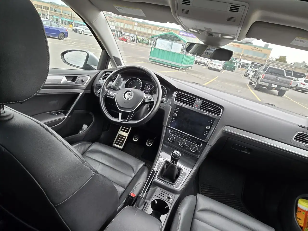 Volkswagen Golf снимка Volkswagen Golf