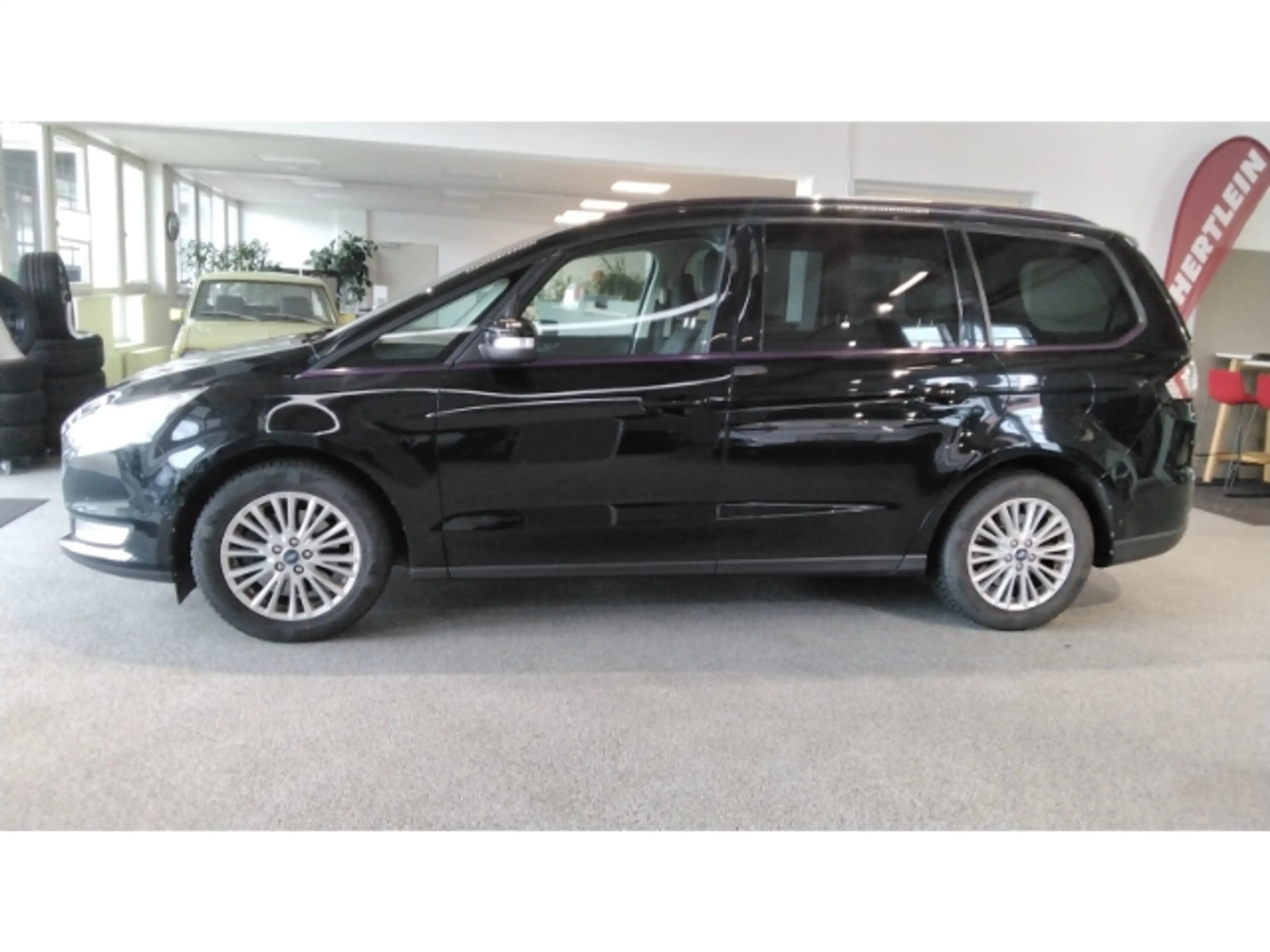 Ford Galaxy EcoBoost 1.5 Titanium — photo 4