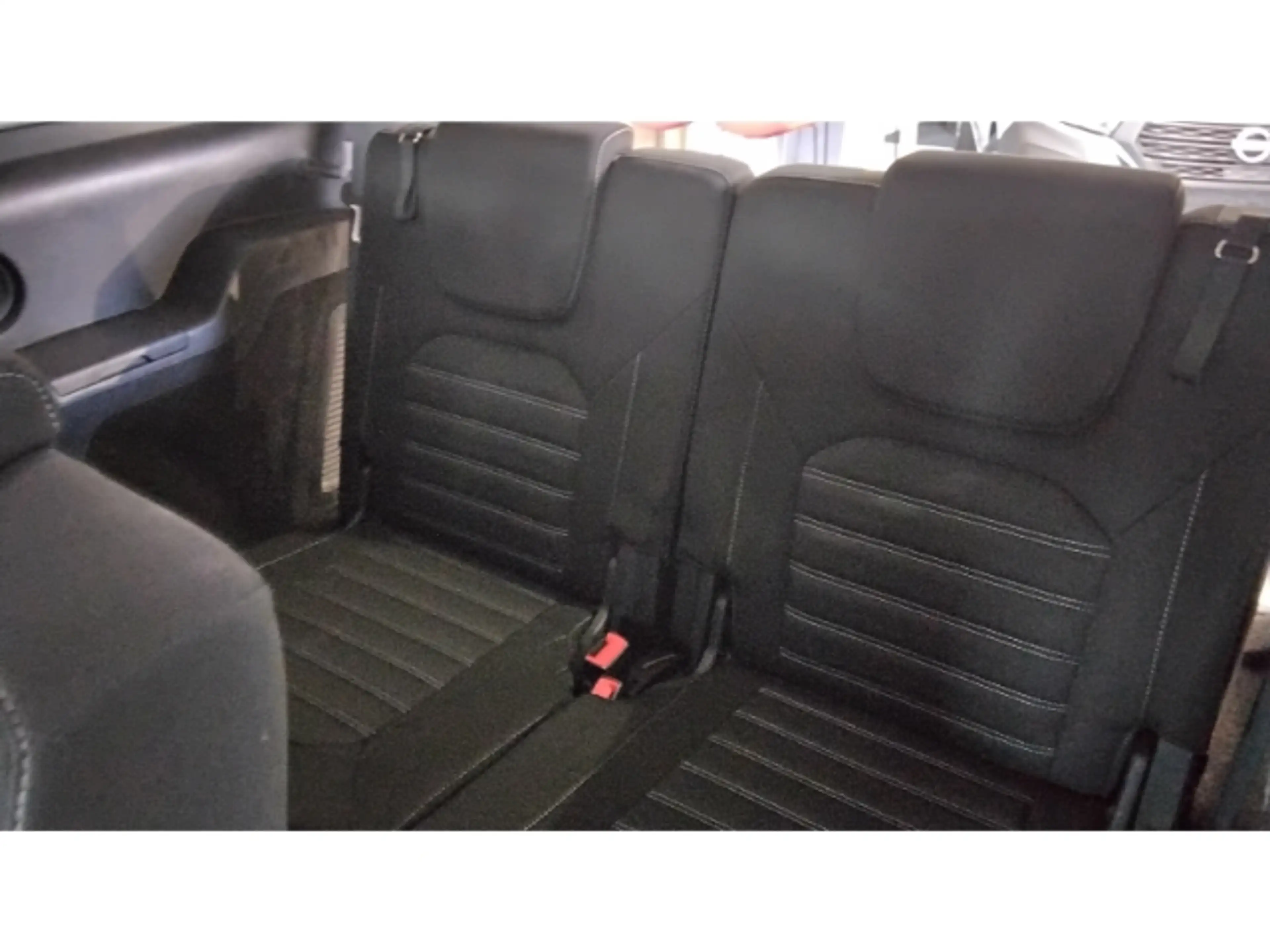 Ford Galaxy EcoBoost 1.5 Titanium — photo 15