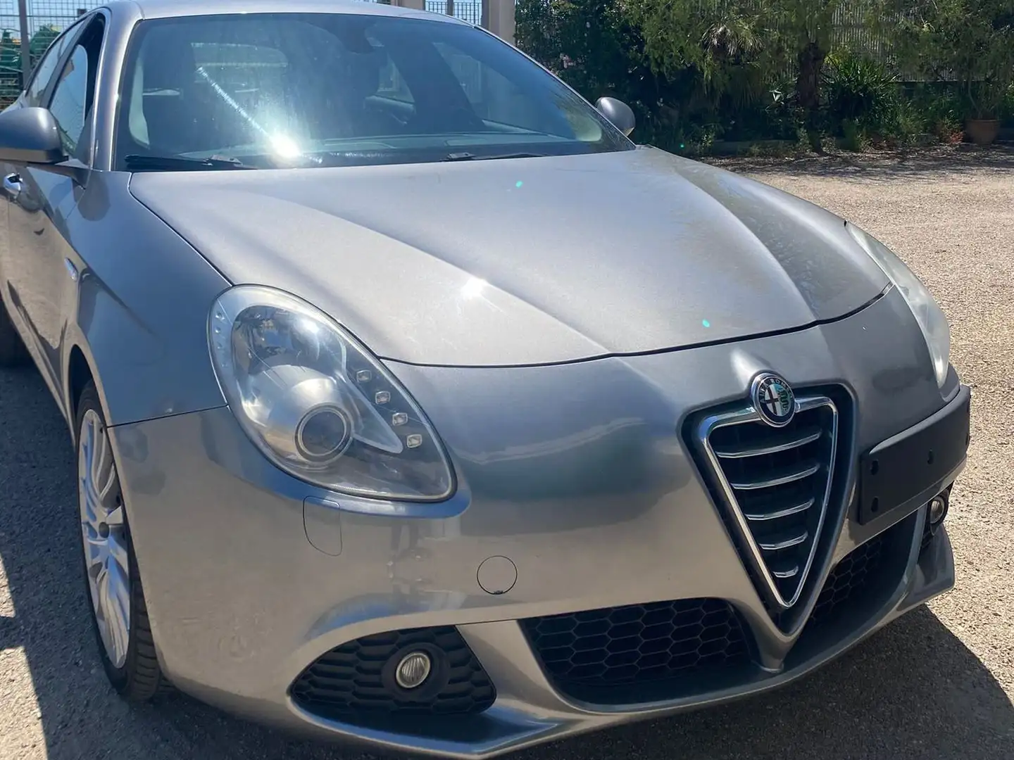 Alfa Romeo Giulietta Alfa Romeo Giulietta 1.6 JTD Distinctive Grigio - 2