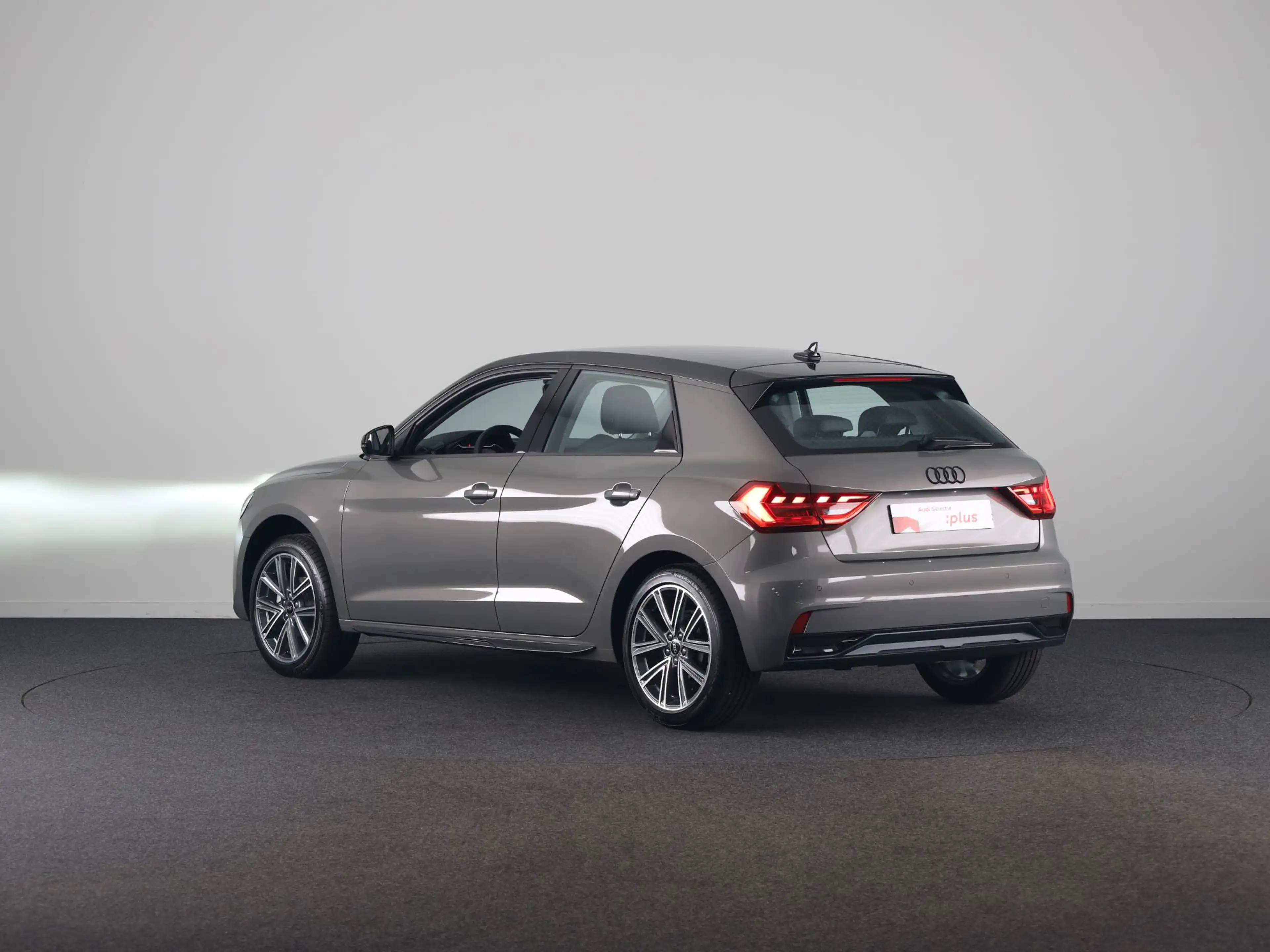 Audi A1 Sportback Advanced edition 25 TFSI 95 pk | LED ver — photo 2