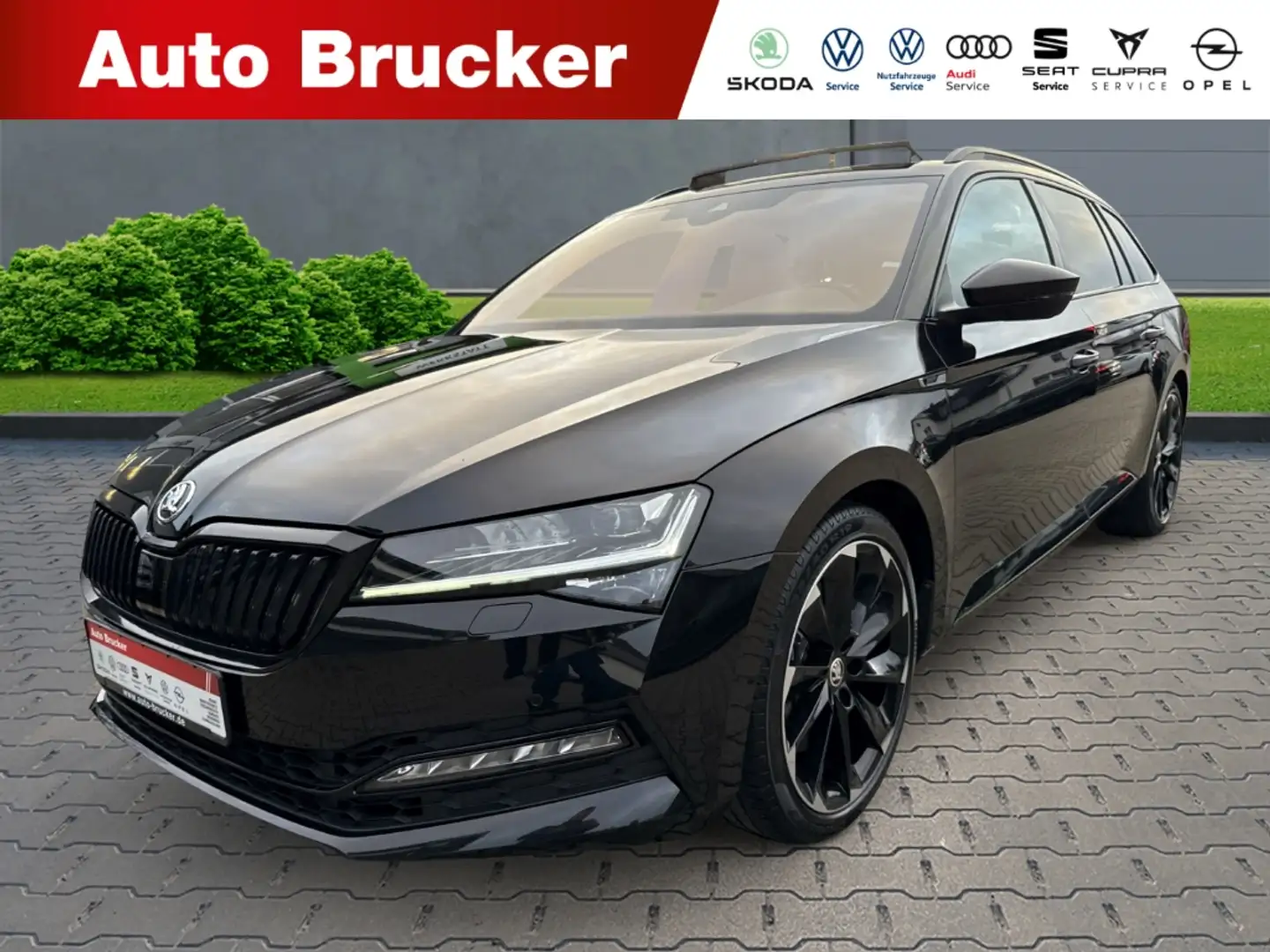 Skoda Superb Combi SportLine 4x4 AD AHK El. Panodach Navi Leder Schwarz - 1