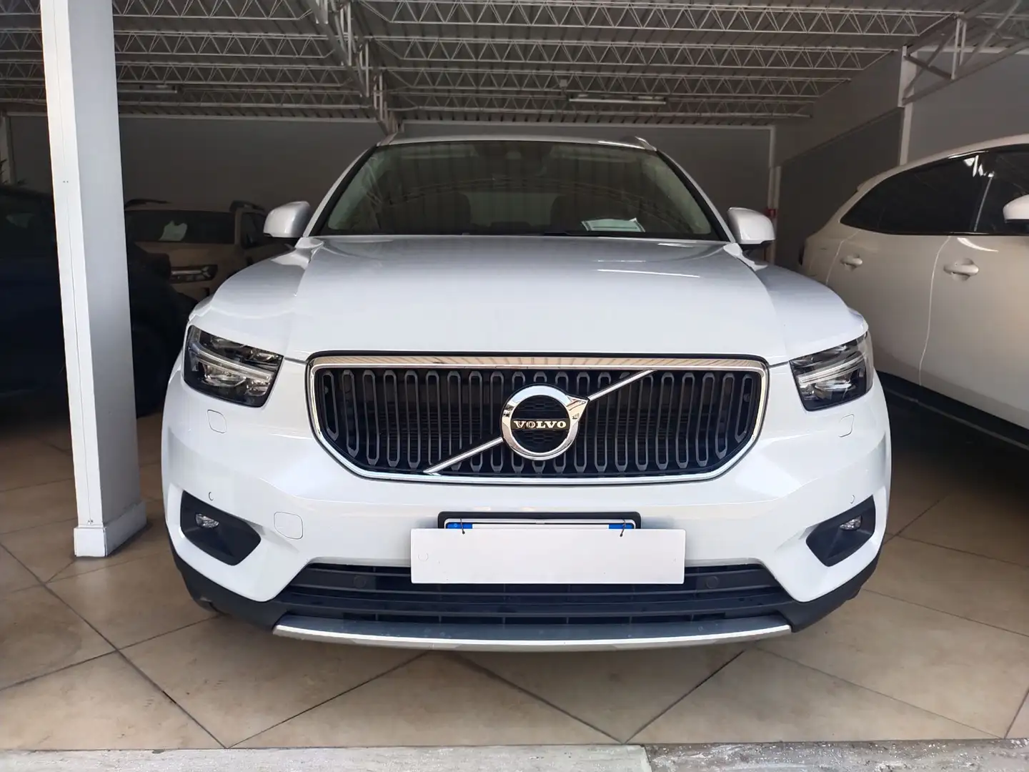 Volvo XC40 XC40 2.0 b4 Momentum Pro awd auto my21 Grigio - 1