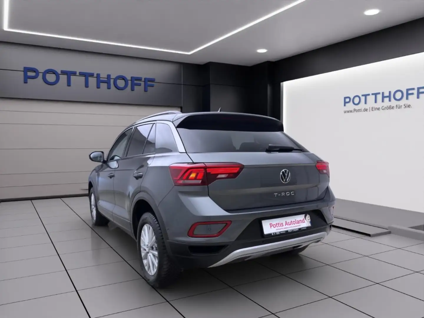 Volkswagen T-Roc 1.0 TSI LIFE NAVI KLIMA SITZHZG PDC Grau - 2