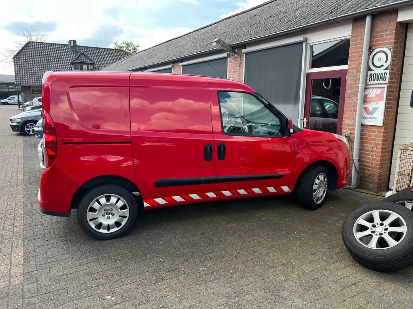 Fiat Doblo 1.3 MultiJet SX Rood - 1