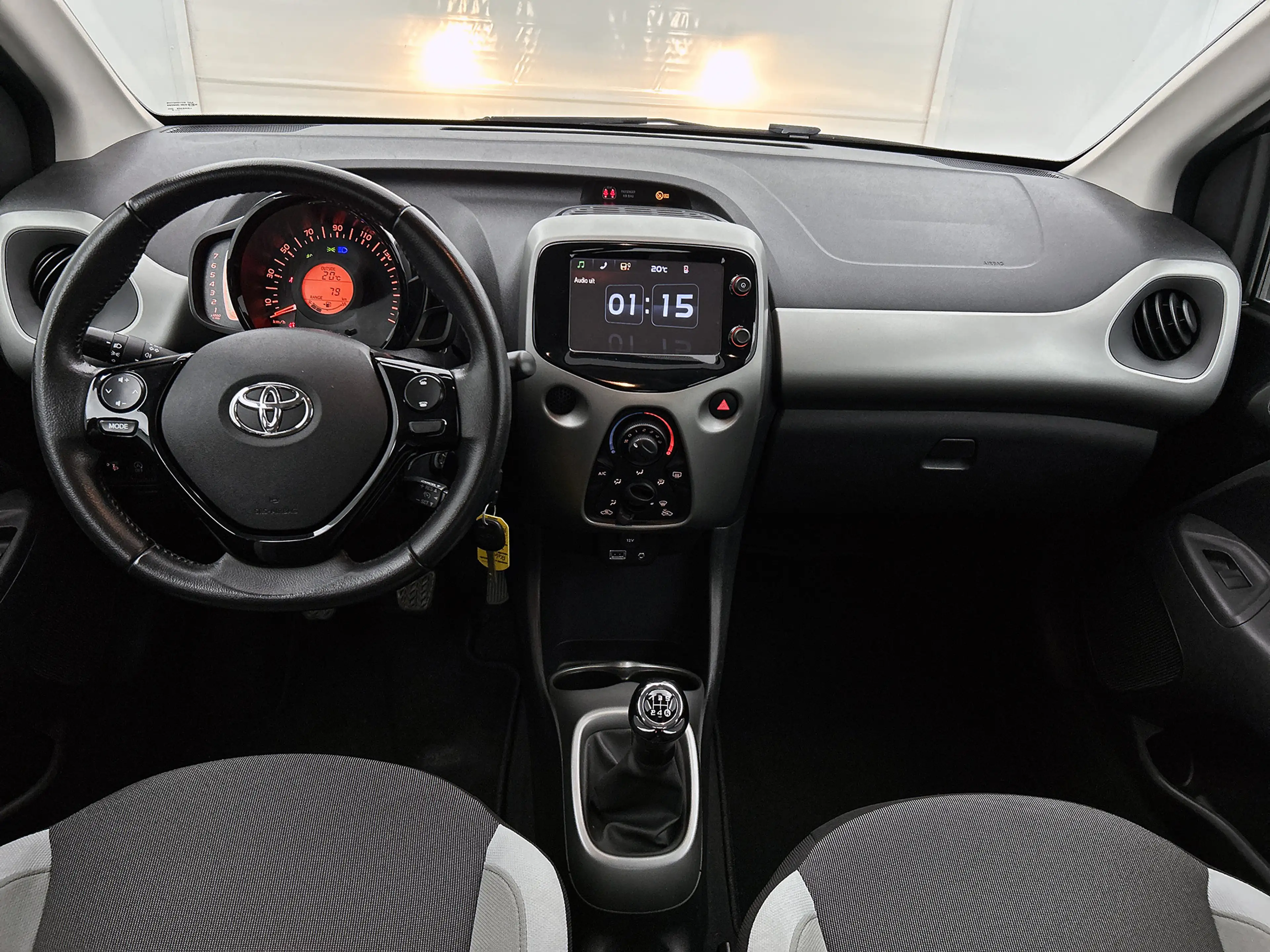 Toyota Aygo 1.0 VVT-i X-Play | Airco | Parkeercamera | — photo 5