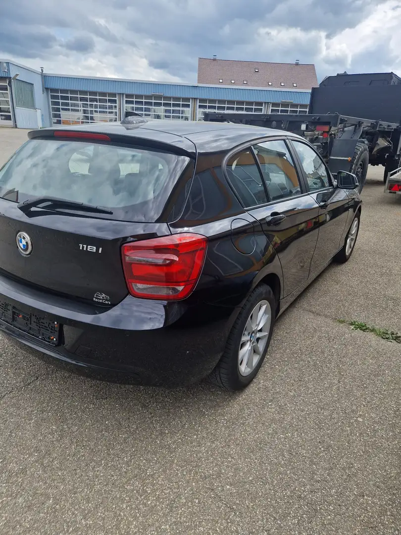 BMW 118 118i Sport Line - 1