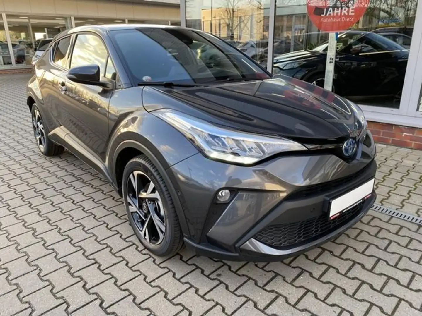 Toyota C-HR 2.0 Hybrid Team D*LED*NAVI*SPUR*KAM*TOTW Grau - 2