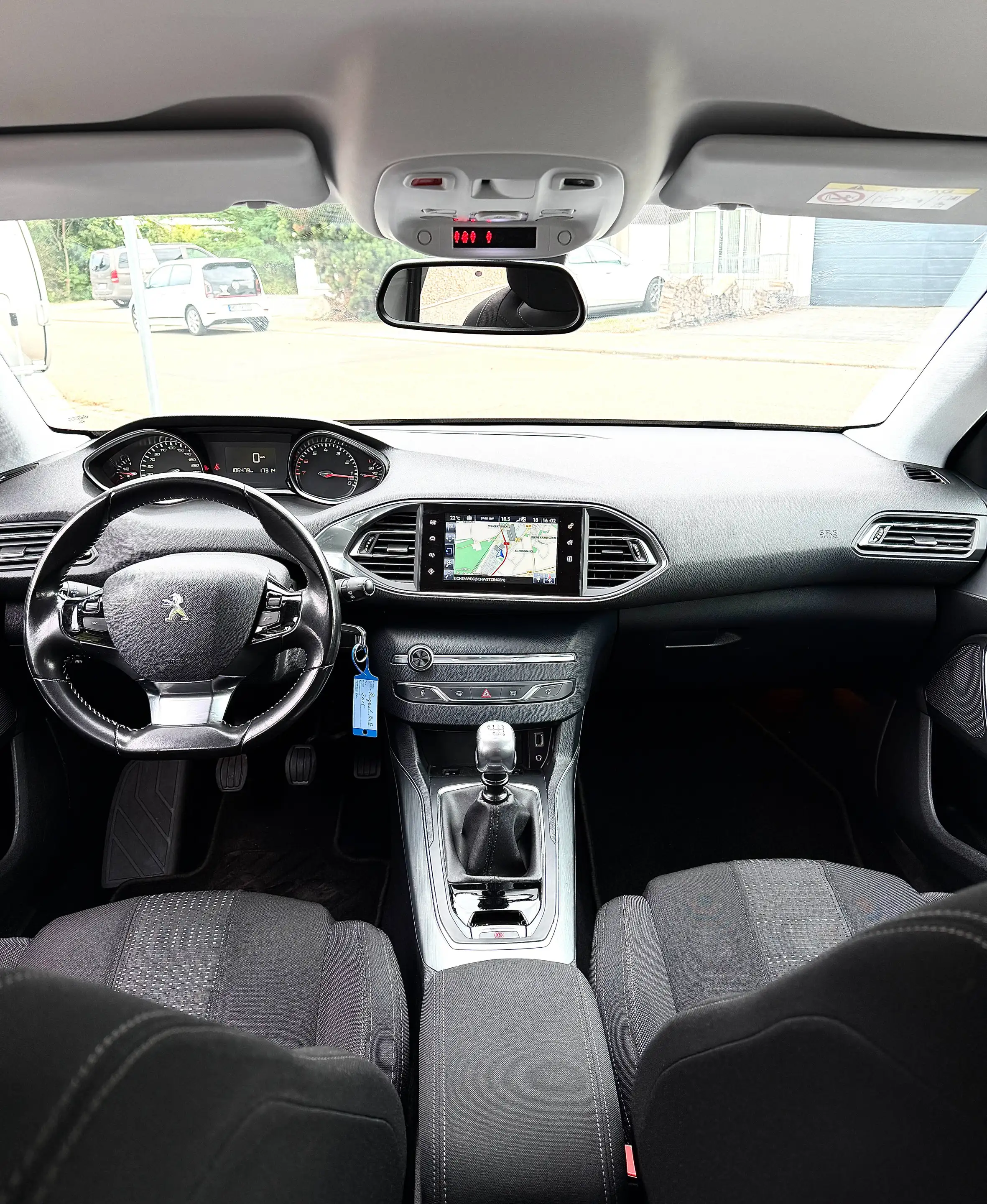 Peugeot 308 Allure — photo 8