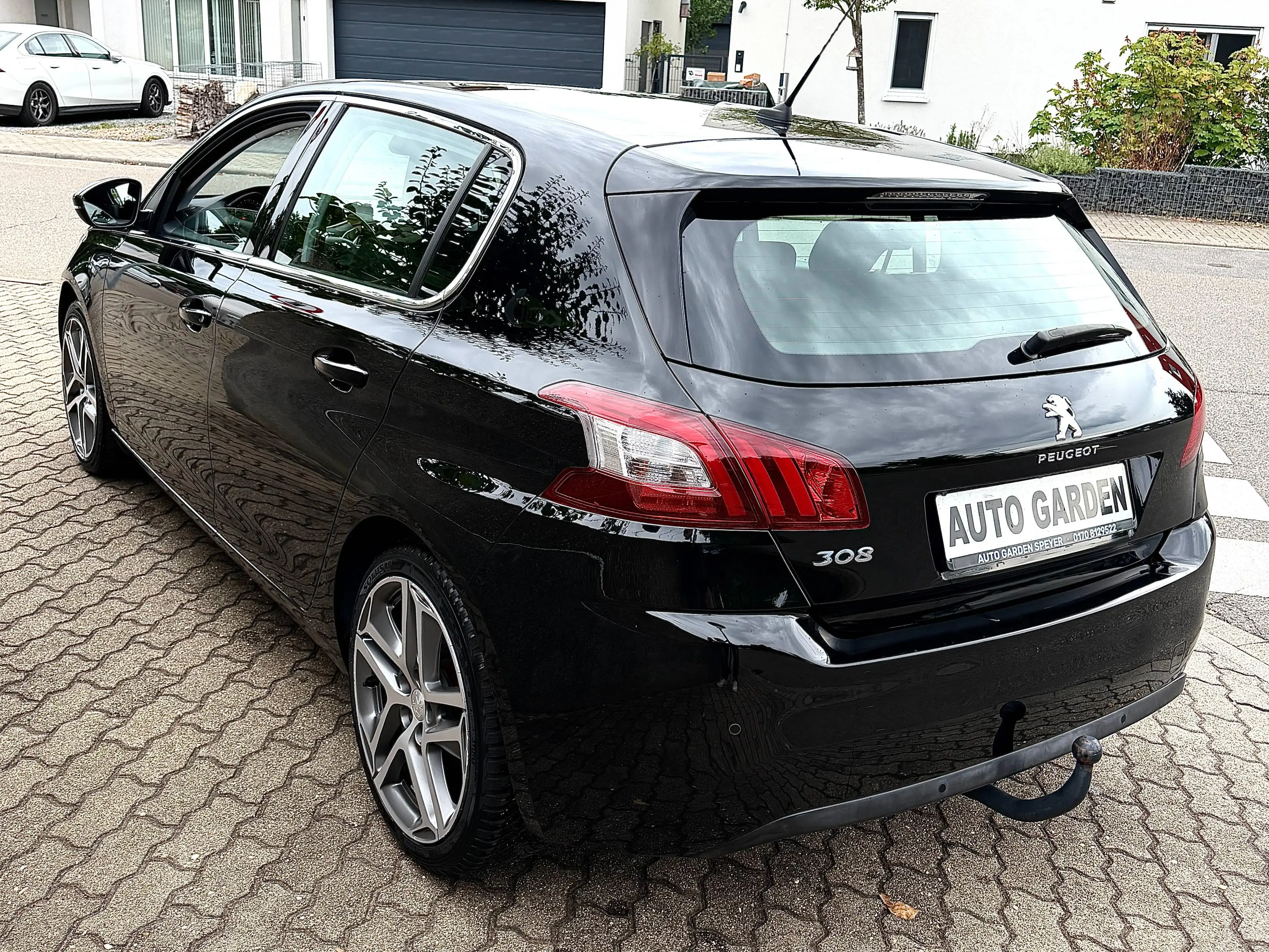 Peugeot 308 Allure — photo 6