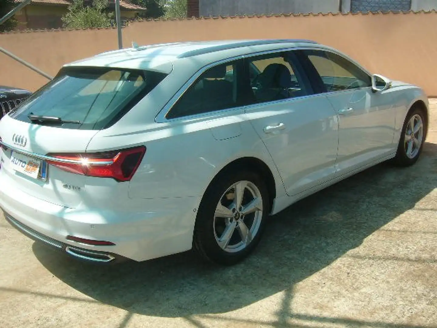 Audi A6 avant 4.0 stronic mhev it only Weiß - 1