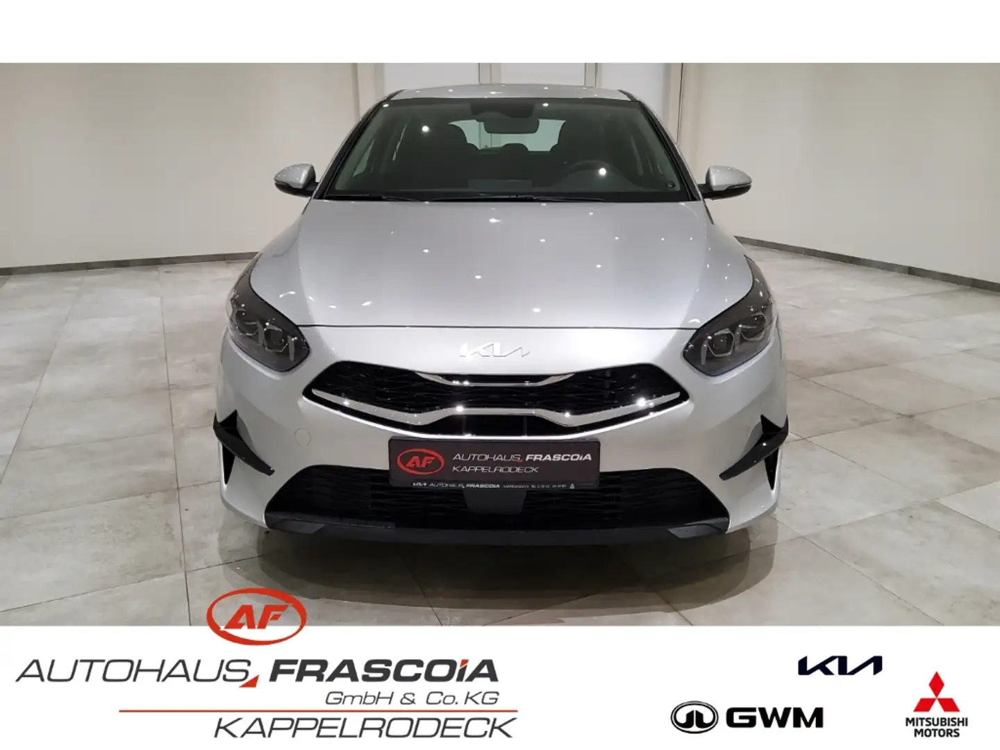 Kia Ceed / cee'd Spirit 1.5 T-GDI Navi Leder LED ACC PDC Rückfahrka Silber - 2