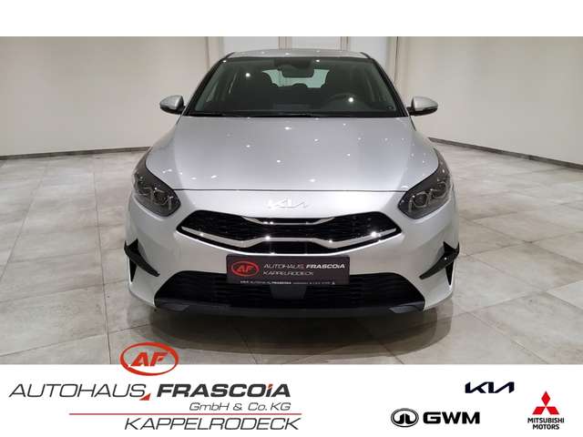 Kia Ceed / cee'd Spirit 1.5 T-GDI Navi Leder LED ACC PDC Rückfahrka