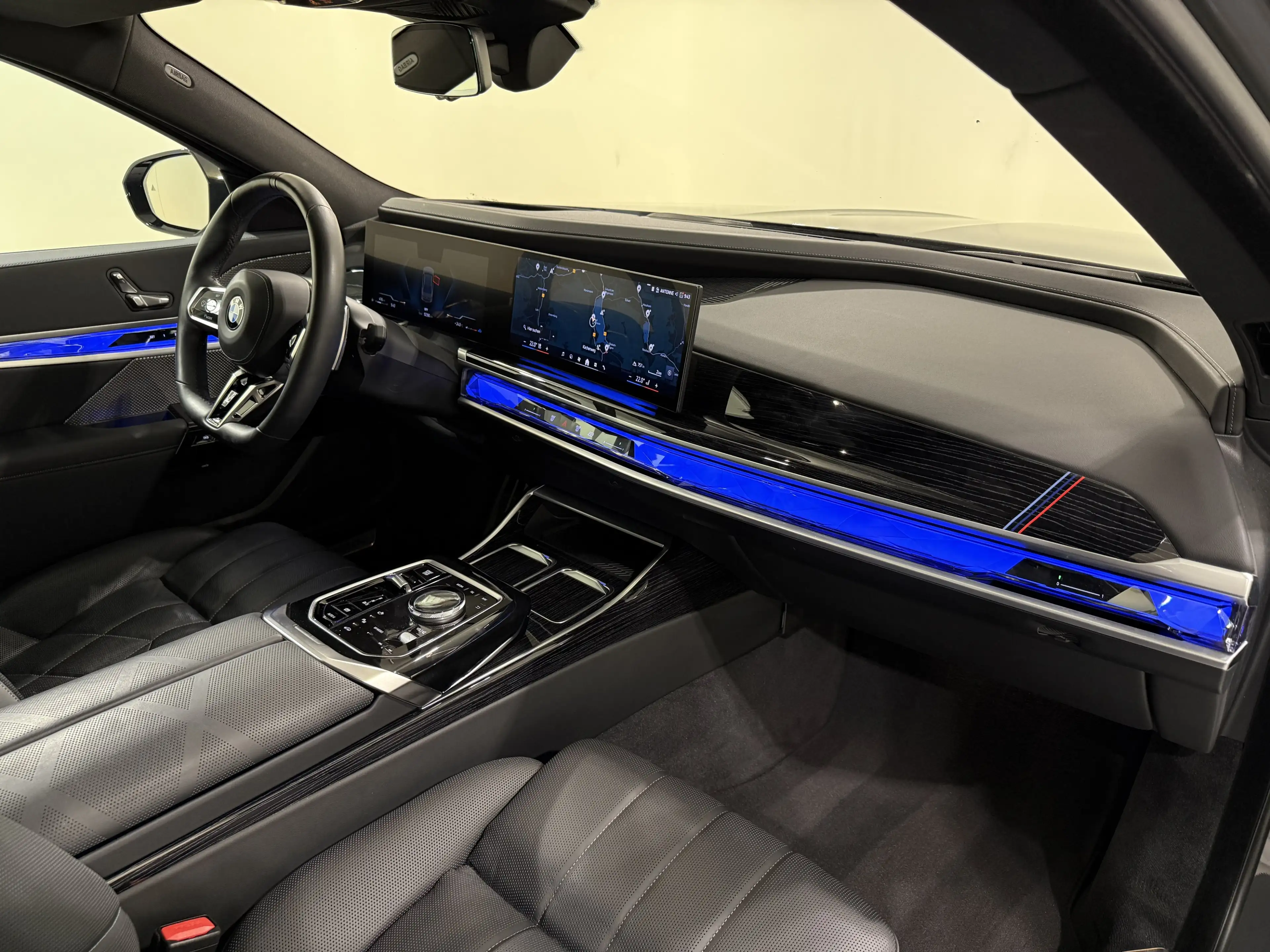 BMW 740 d xDrive M Sportpaket Pro Standhzg Executive — photo 10