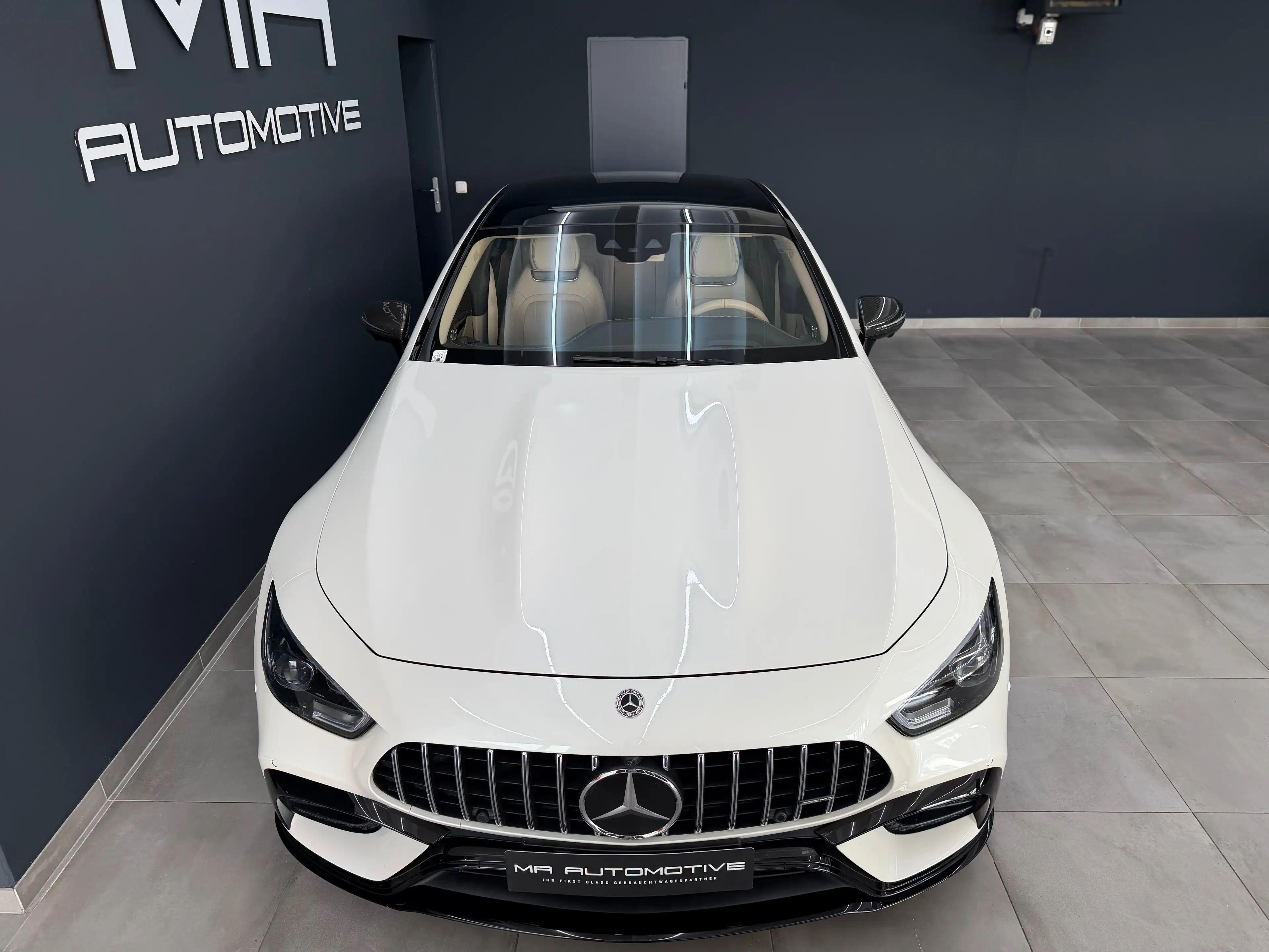 Mercedes-Benz AMG GT 43 4Matic+ *V8*AERO*CARBON*PANO*BURM*LUFT*DESIGNO*VOLL* — photo 9
