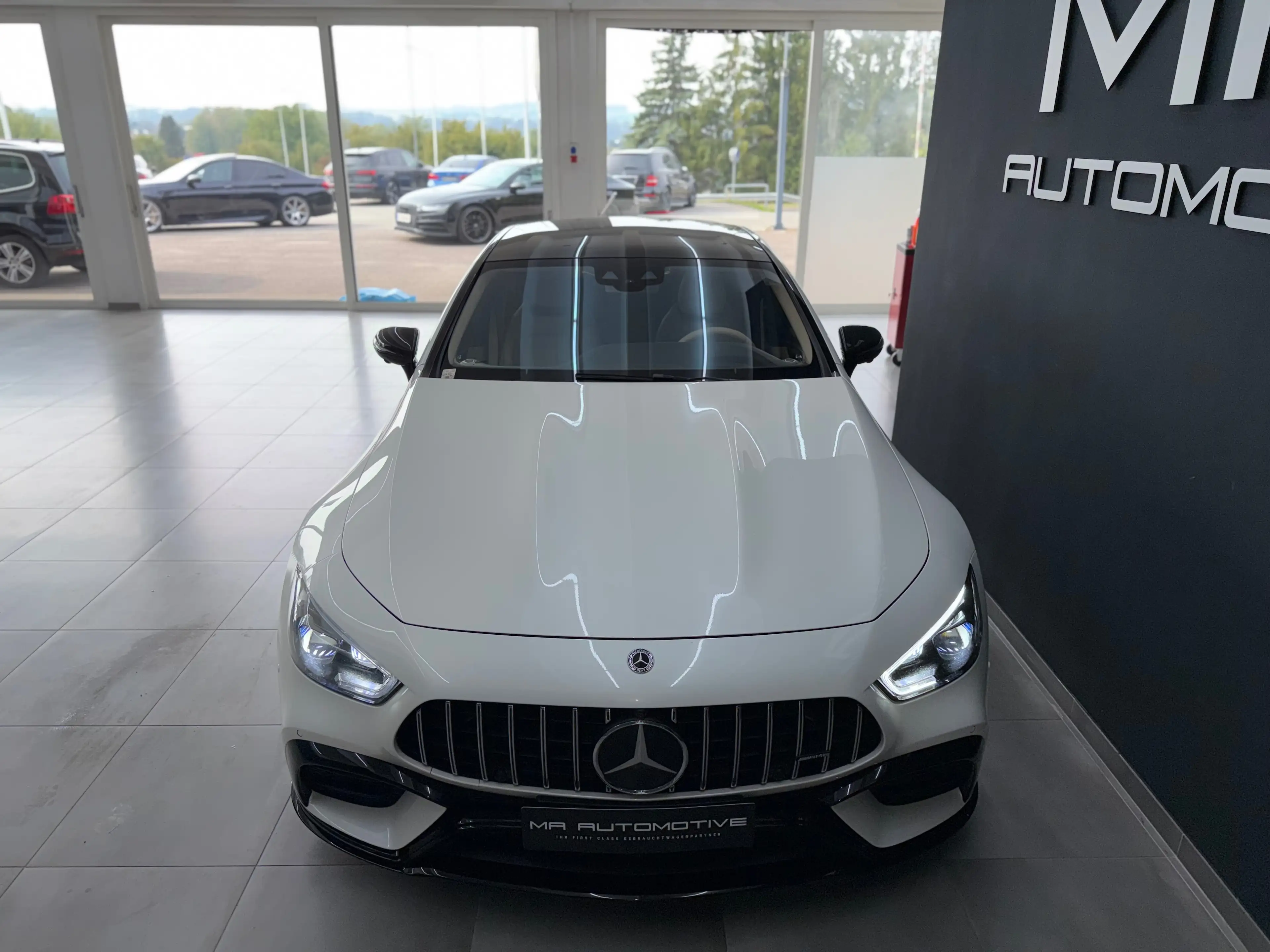 Mercedes-Benz AMG GT 43 4Matic+ *V8*AERO*CARBON*PANO*BURM*LUFT*DESIGNO*VOLL* — photo 8
