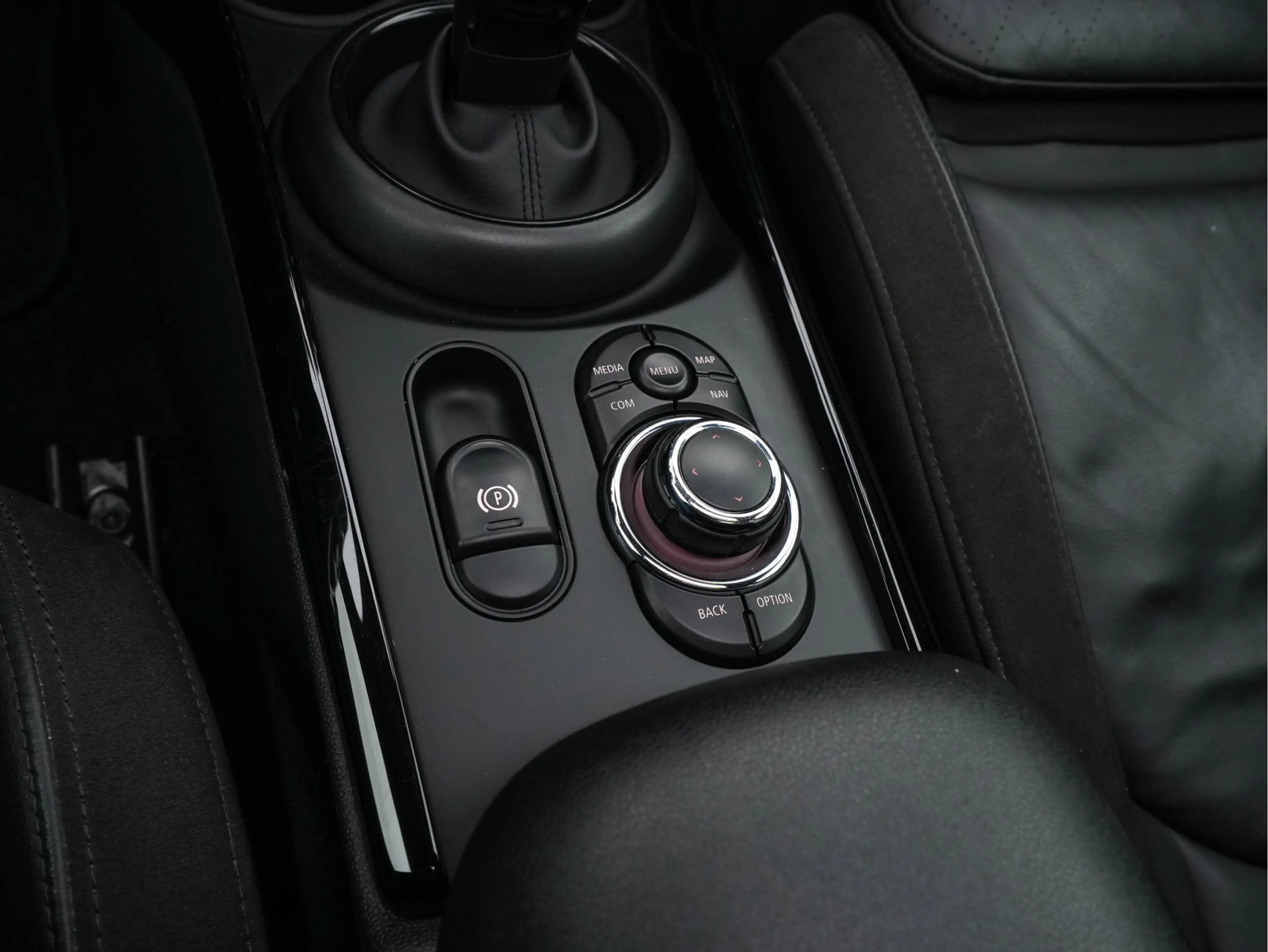 MINI John Cooper Works Clubman Mini 2.0 S ALL4 JCW-Styling Premier Plus (INCL-BTW — photo 14