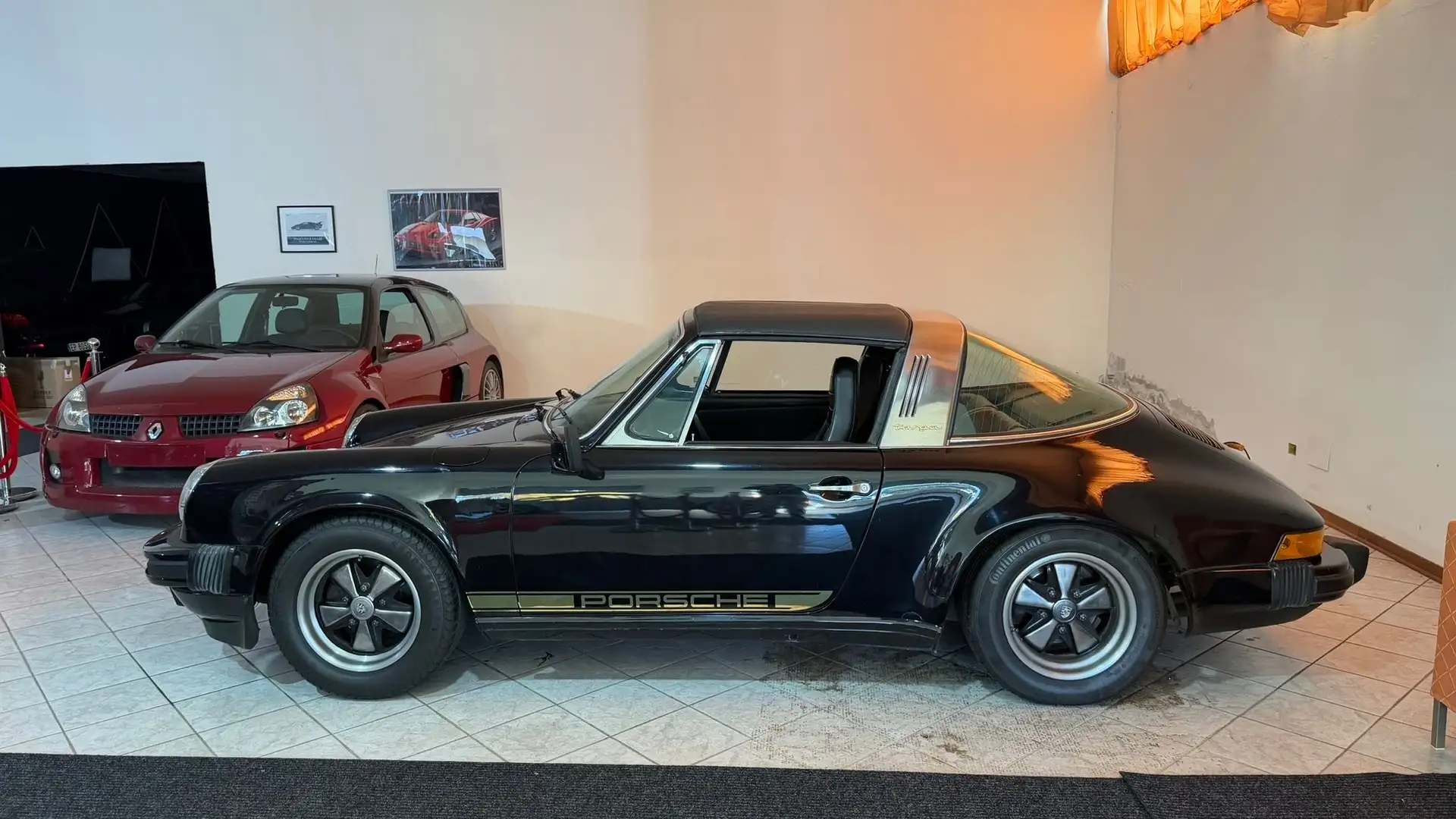 Porsche 911 restomod 2.2cc targa - 1