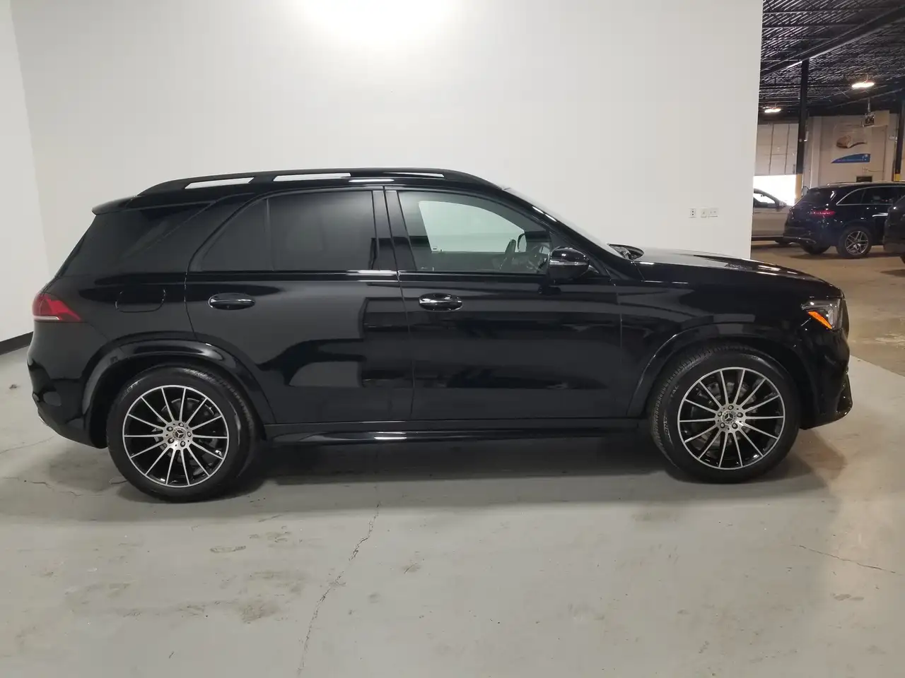 Mercedes-Benz GLE снимка Mercedes-Benz GLE