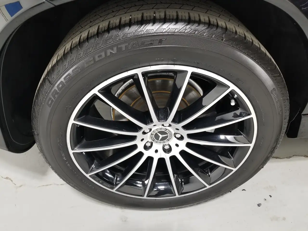 Mercedes-Benz GLE снимка Mercedes-Benz GLE