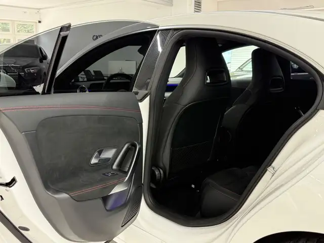 Mercedes-Benz Cla Class view 9