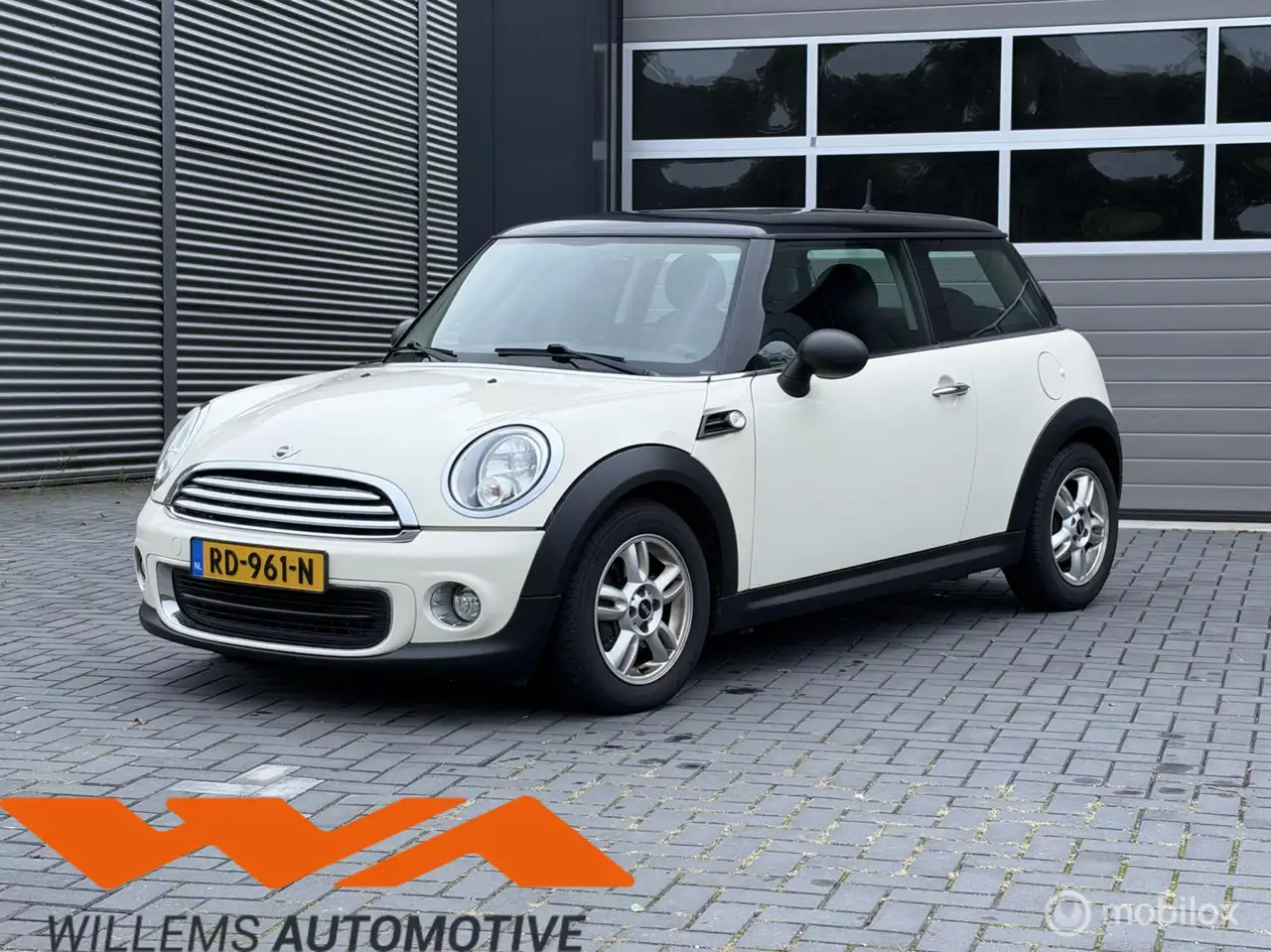MINI One