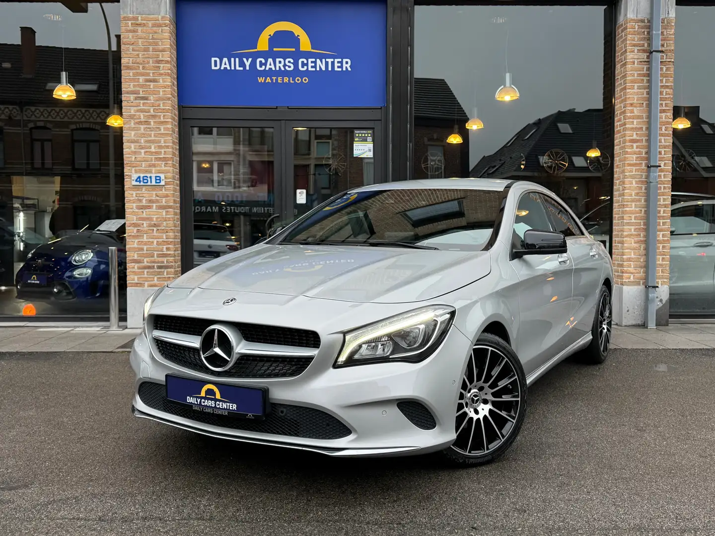 Mercedes-Benz CLA 180 LED I Car play I Caméra I Navi I 54000KM Grau - 1