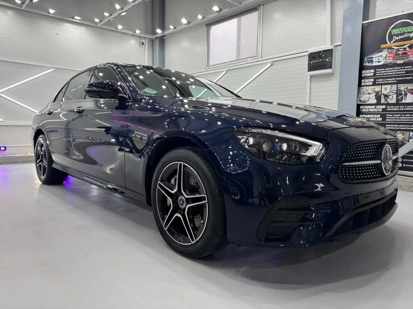 Mercedes-Benz E 300 E 300 e 4-Matic PHEV Bleu - 2