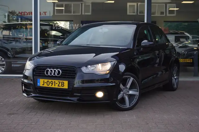 Audi A1 Sportback 1.4 TFSI Ambition Pro Line S Business 5d