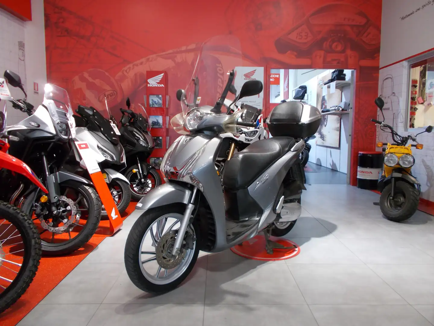 Honda SH 150i abs Zilver - 2