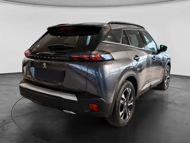 Peugeot 2008 view 3
