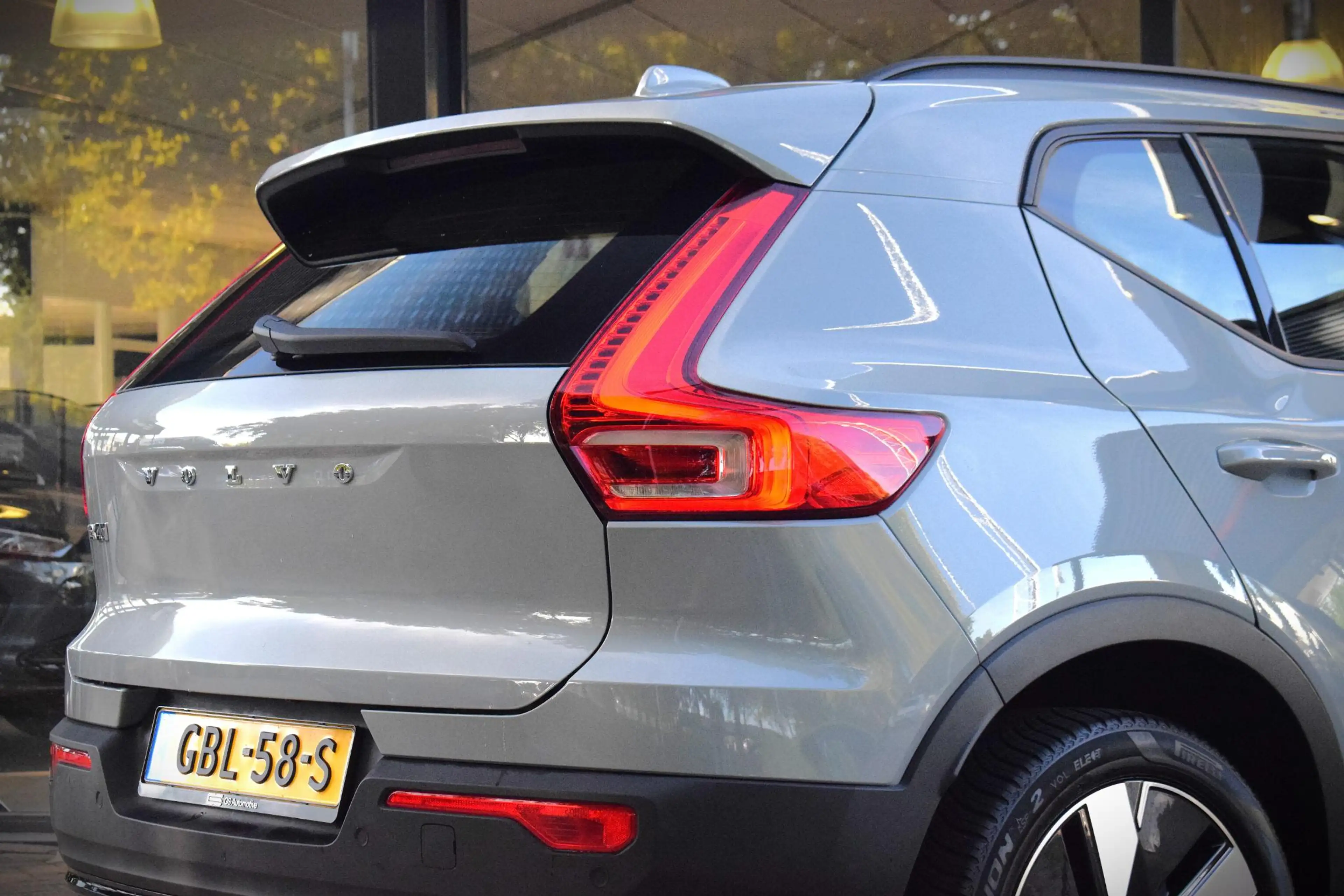 Volvo EX40 Single Motor Essential 70 kWh CARPLAY|19INCH|CAMER — photo 14