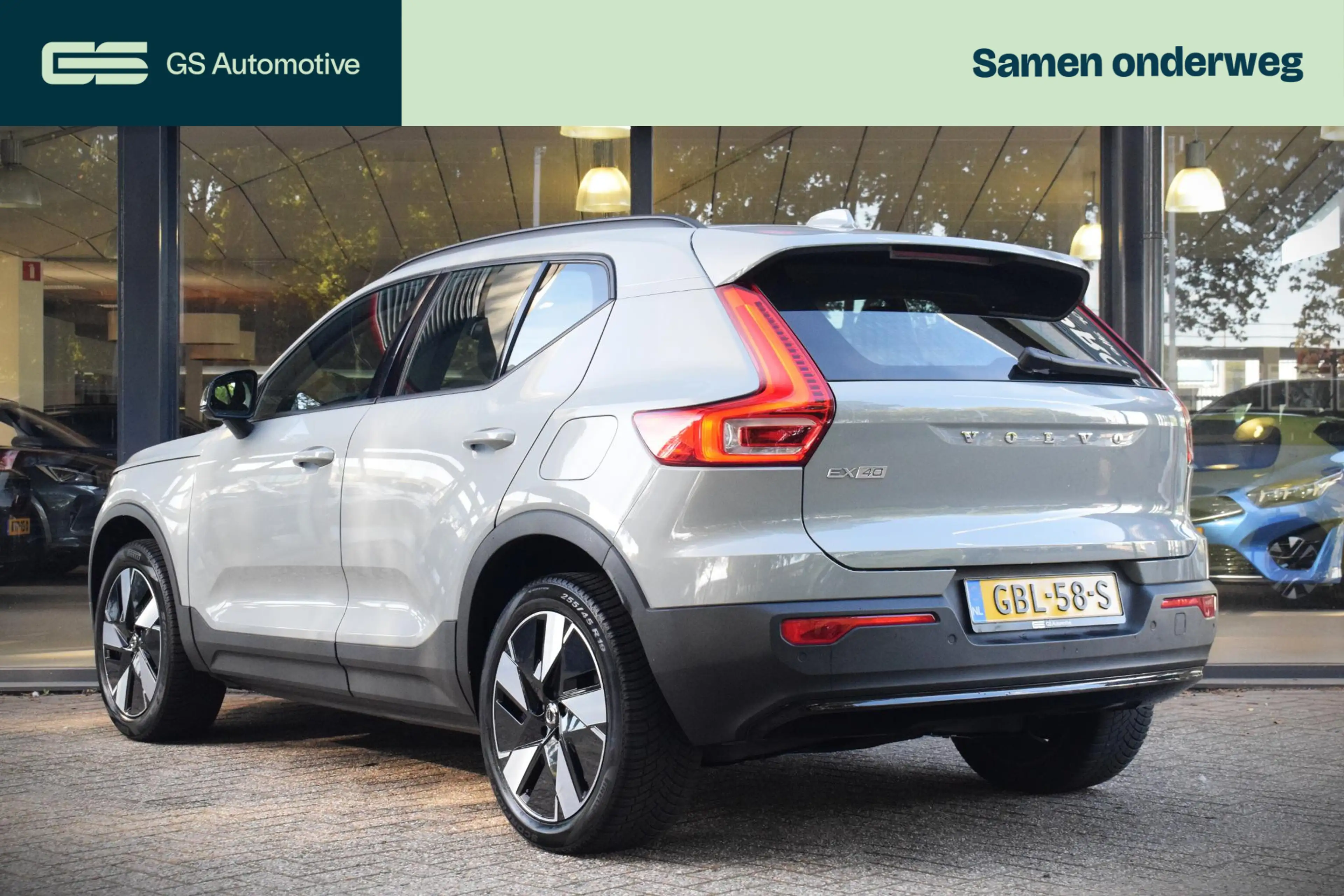 Volvo EX40 Single Motor Essential 70 kWh CARPLAY|19INCH|CAMER — photo 30