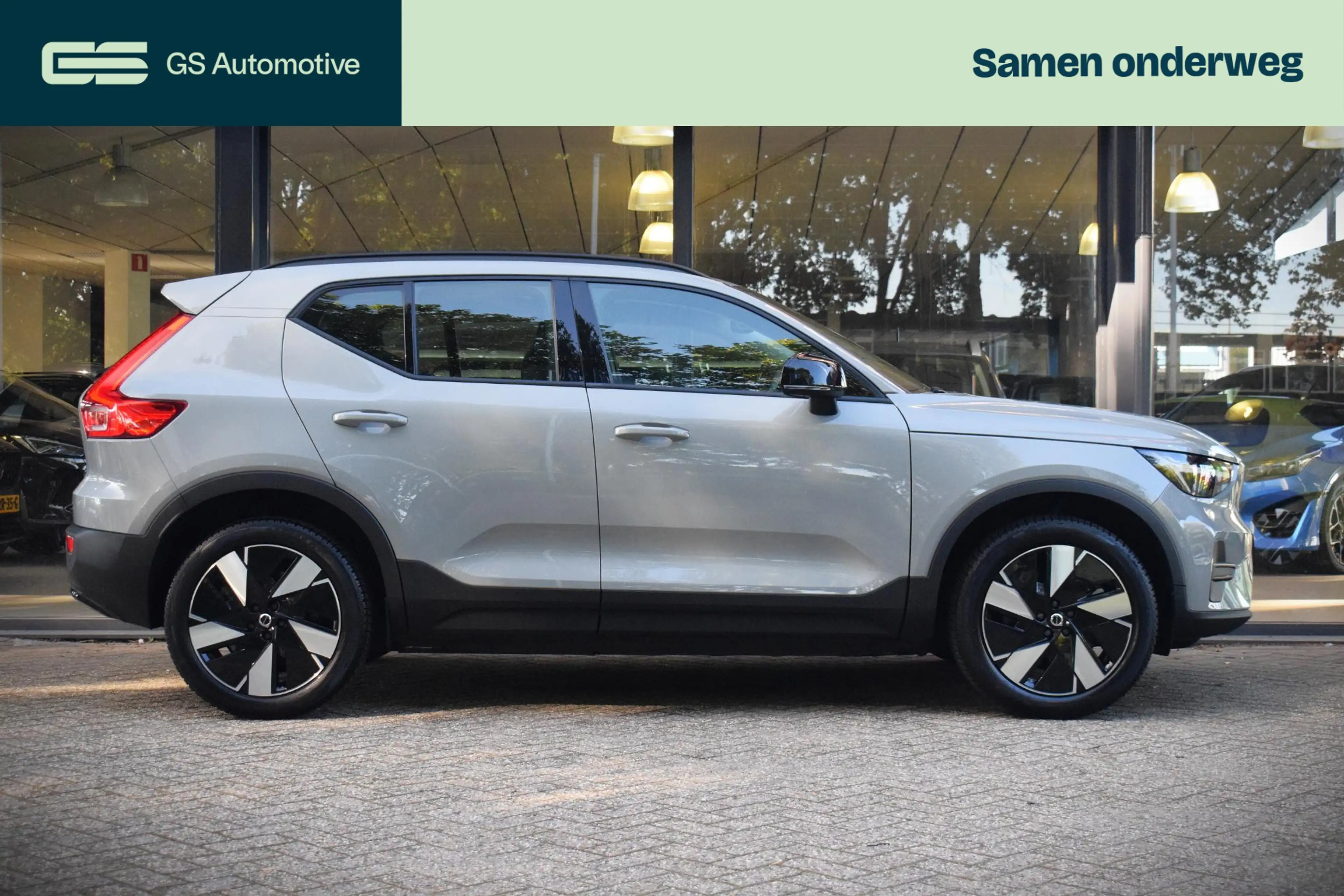 Volvo EX40 Single Motor Essential 70 kWh CARPLAY|19INCH|CAMER — photo 6