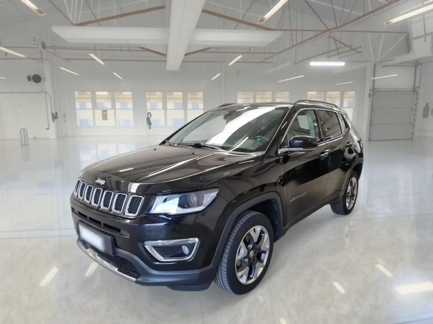 Jeep Compass 2.0 MJet II 103kW Limited 4WD - 1